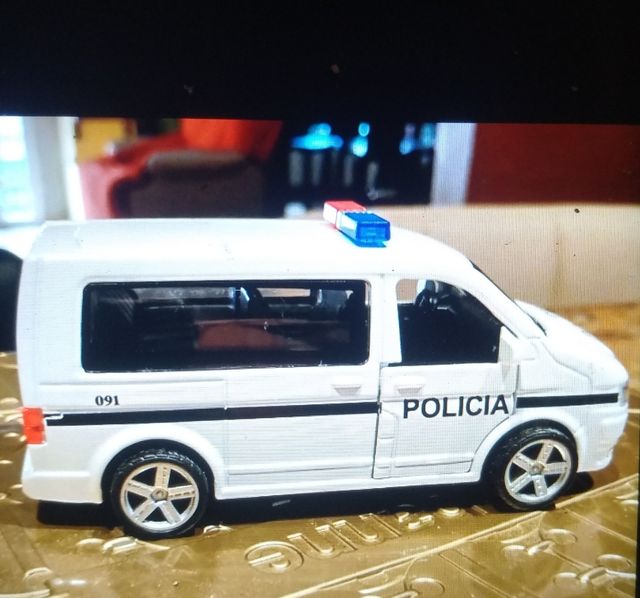 Miniatura furgoneta Policia