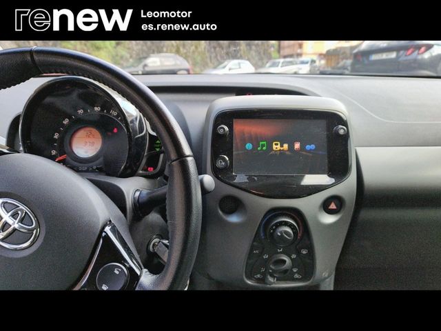 Toyota Aygo 70 x-play
