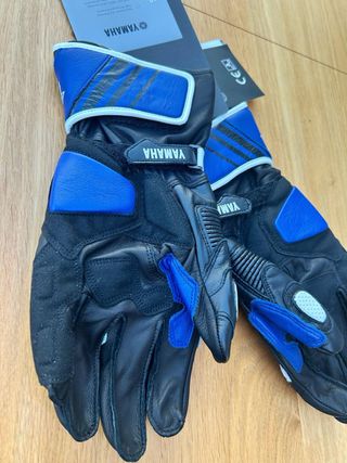 Guantes Yamaha GYTR Racing