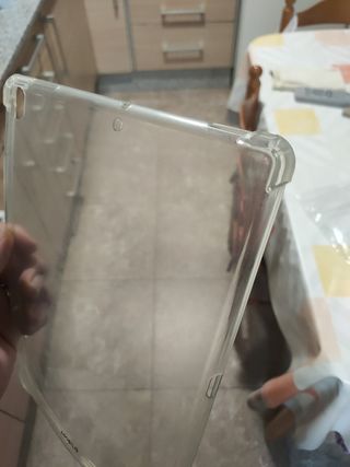 Funda transparente para iPad 10.2'.