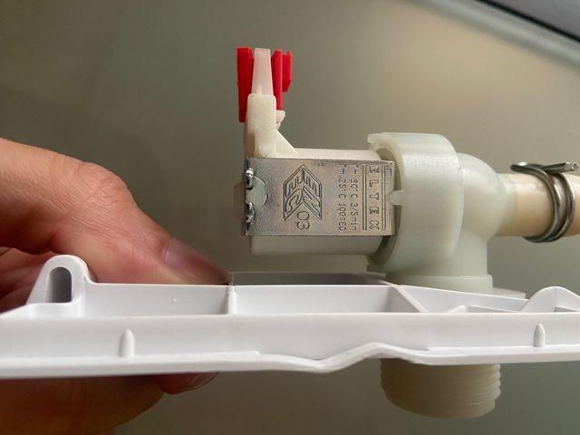 Válvula solenoide lavavajillas 00649904