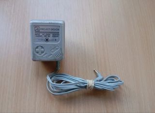 TRANSFORMADOR CONSOLA NINTENDO GAME BOY CLÁSICA