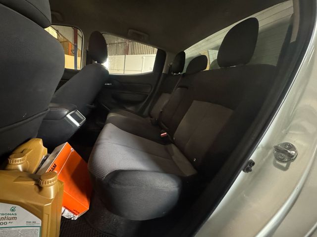 Mitsubishi L 200 HARD TOP **AÑO:2021 ** **150CV** 