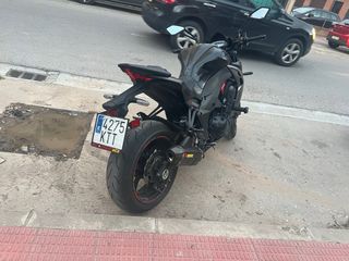 Kawasaki Z1000- Moto Impecable