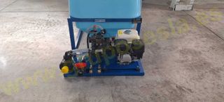 TINA BANCADA DE FUMIGACION DE 600 LITROS