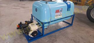 TINA BANCADA DE FUMIGACION DE 600 LITROS