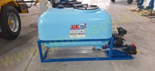 TINA BANCADA DE FUMIGACION DE 600 LITROS