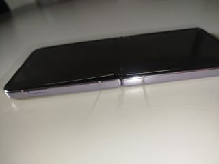 Samsung Galaxy Z Flip3 - Púrpura