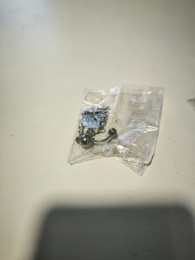 Piercing ombligo nuevo a estrenar