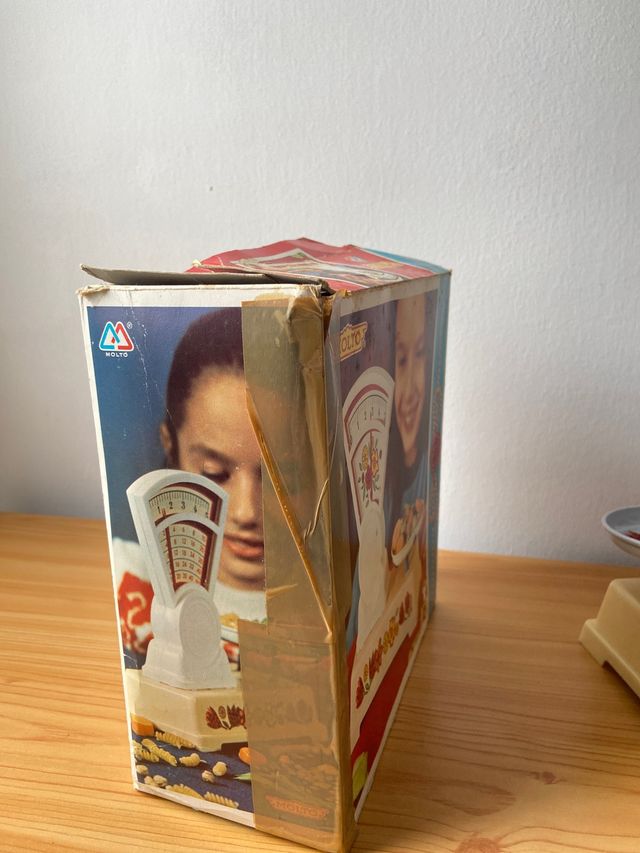 Peso balanza flores años 80 Molto con caja