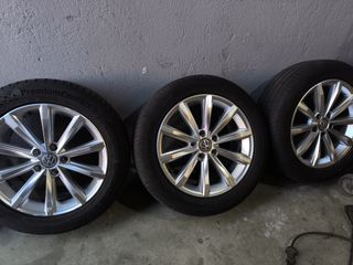 Ruedas Volkswagen grupo vag 17 pul
215/55/17w 90% 