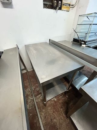 631213000 mesa de trabajo inox