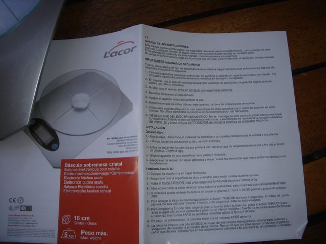 BASCULA SOBREMESA CRISTAL LACOR