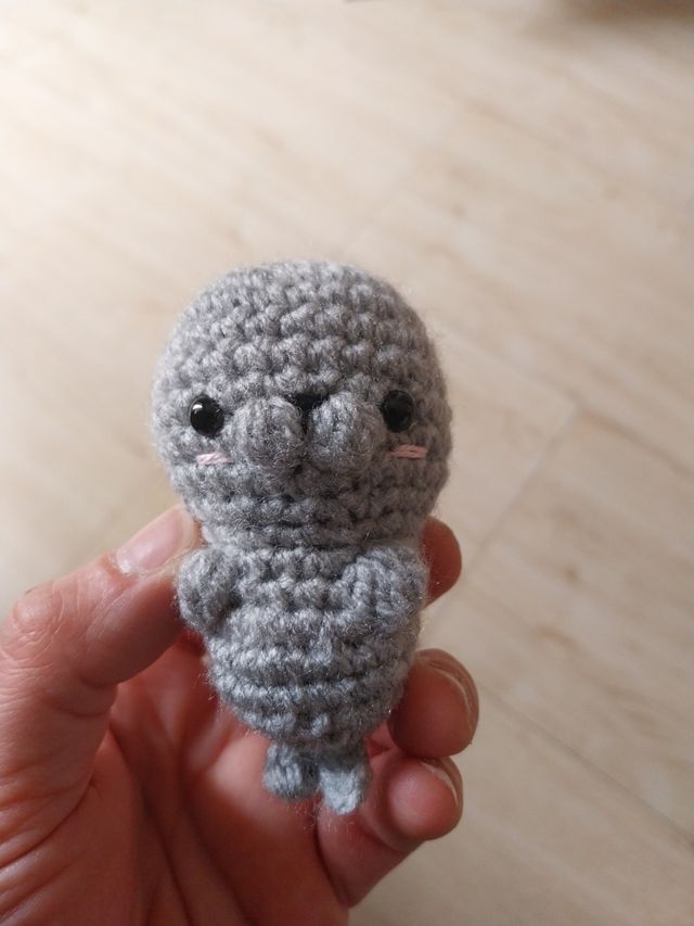 Piccola foca in amigurumi fatto a mano