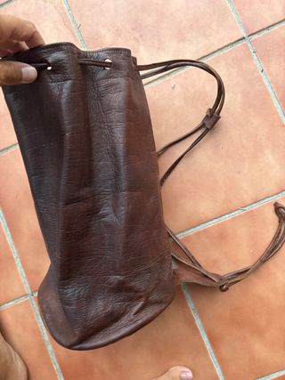 Mochilas y bolso de cuero