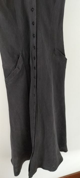 Vestido italiano de lino negro María Guardio