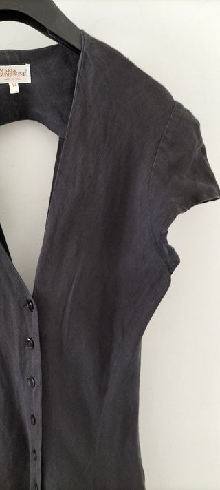 Vestido italiano de lino negro María Guardio