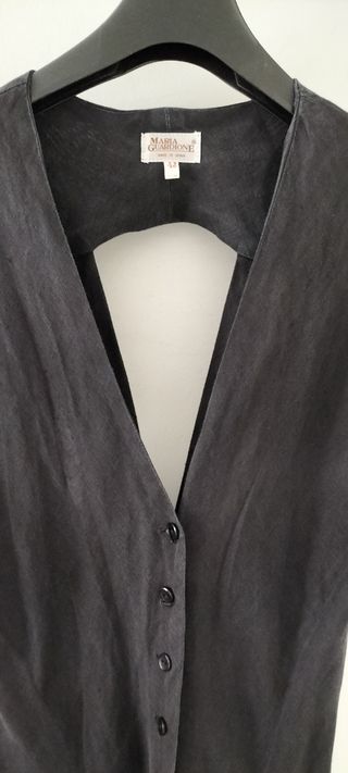 Vestido italiano de lino negro María Guardio