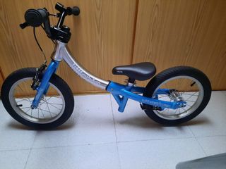 Bicicleta infantil azul
