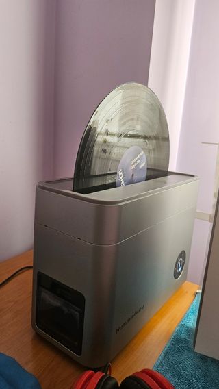 Cristian Varela & Gayle San - Application 04