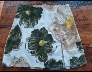 Minigonna floreale estiva