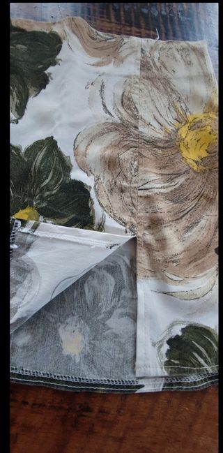 Minigonna floreale estiva