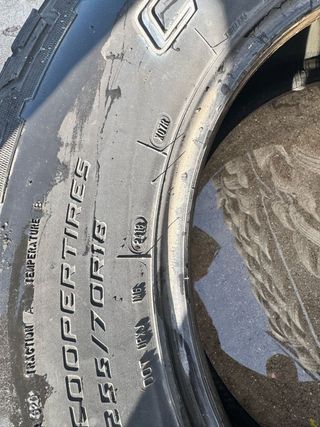 NEUMÁTICOS 255/70/18