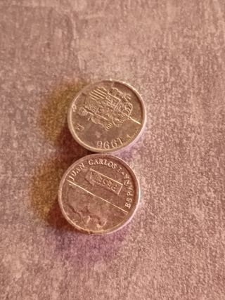 Lote 57 monedas juan Carlos españa,1 pes