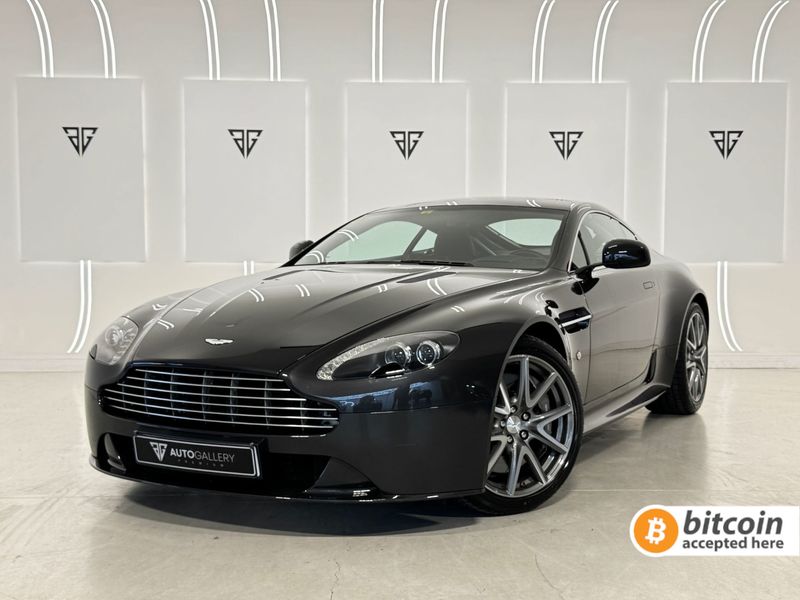 Aston Martin Vantage S 2012