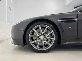 Aston Martin Vantage S V8 436cv 2012