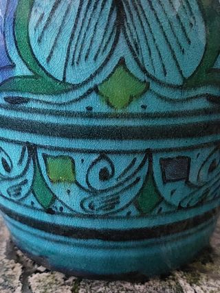 JARRÓN ARTESANAL MARROQUÍ + CAJITA MADERA TALLADA