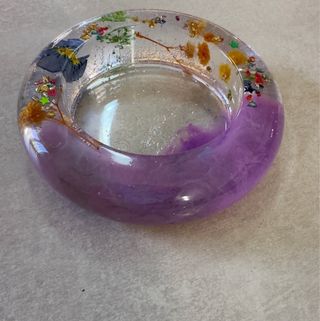 Portacandela in resina con fiori