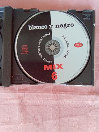 Blanco y Negro Mix 6.