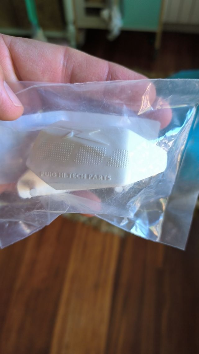 Tapas tope anticaídas Puig R12 blancas