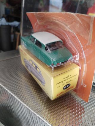 Dinky Toys Citroen DS 19