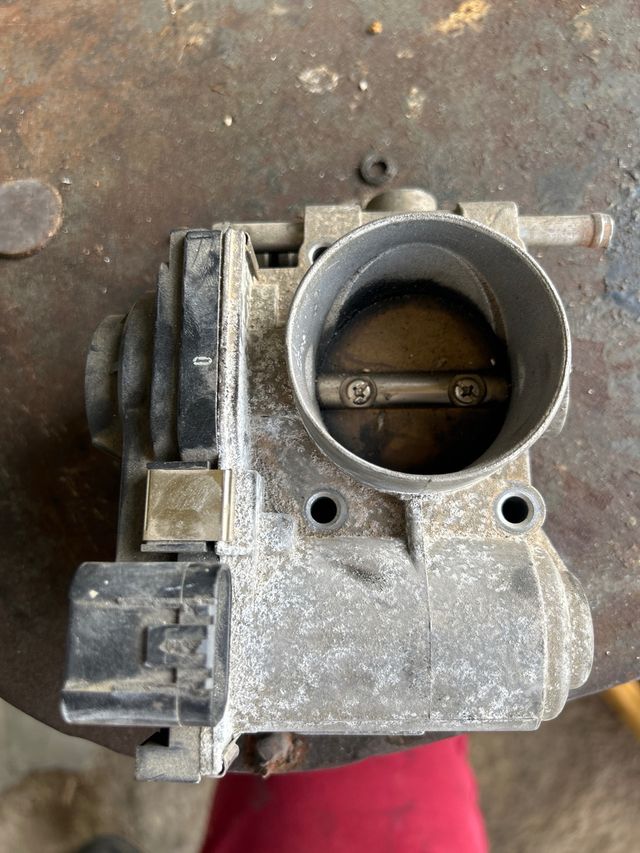 Cuerpo de aceleración Seat Altea 2000 TDI