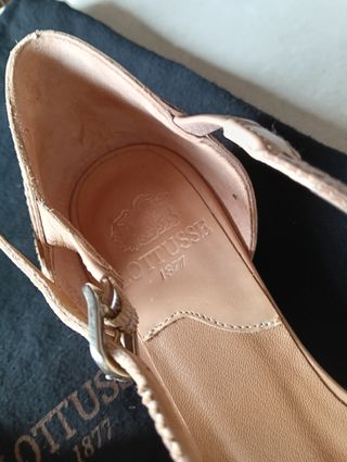 Sandalias LOTUSSE beige