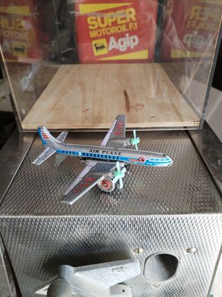 Aereo in latta Air Plane