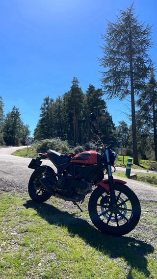 Ducati Scrambler Sixty2