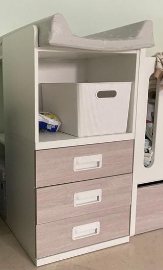 Mueble cuna + cambiador + convertible en cama