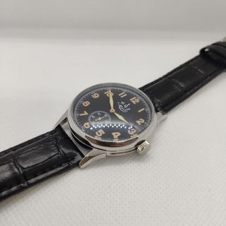 Reloj vintage MChZ, con movimiento Pobeda ZIM.