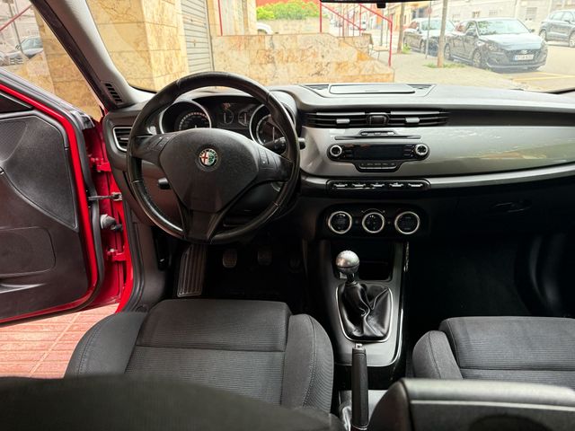 Alfa Romeo Giulietta 2012 - IMPECABLE - 8900€ -