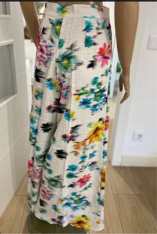 Pantalones ancho veraniego desigual