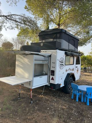 Caravana camper Offroad - Acampada