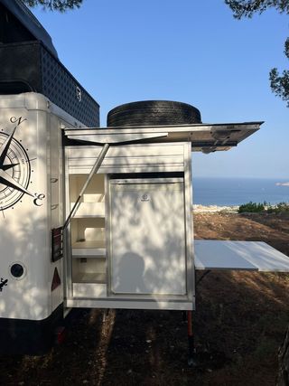 Caravana camper Offroad - Acampada