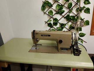 Máquina coser Brother DB2-B735-3 venta en persona