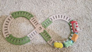 Tren de juguete infantil. A partir de 12 meses