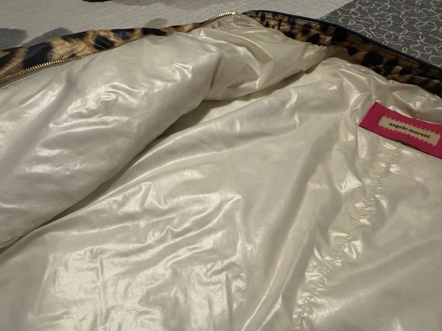 Chaqueta plumas liviana animal print