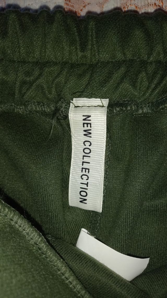 Pantolani nuovi mai indossati