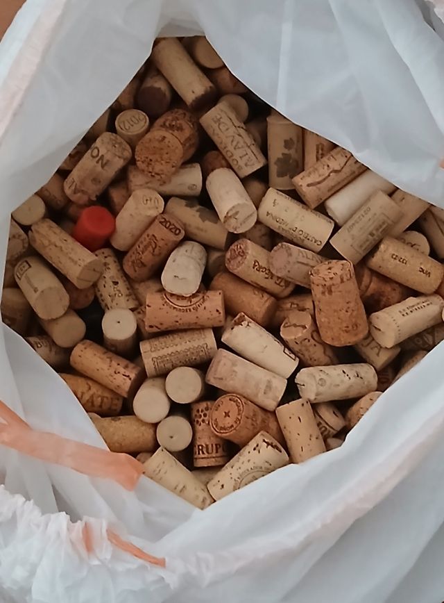 Tapones Corcho Vino usados 500 unidades 40€